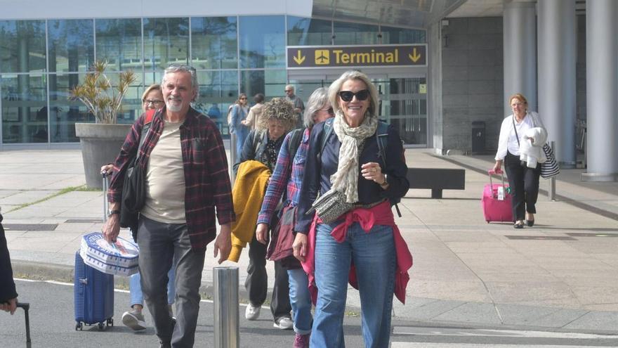 Aeropuerto de A Coruña: Alvedro absorbe sin tensión el primer día de desvío de vuelos por el cierre de Lavacolla (Santiago)