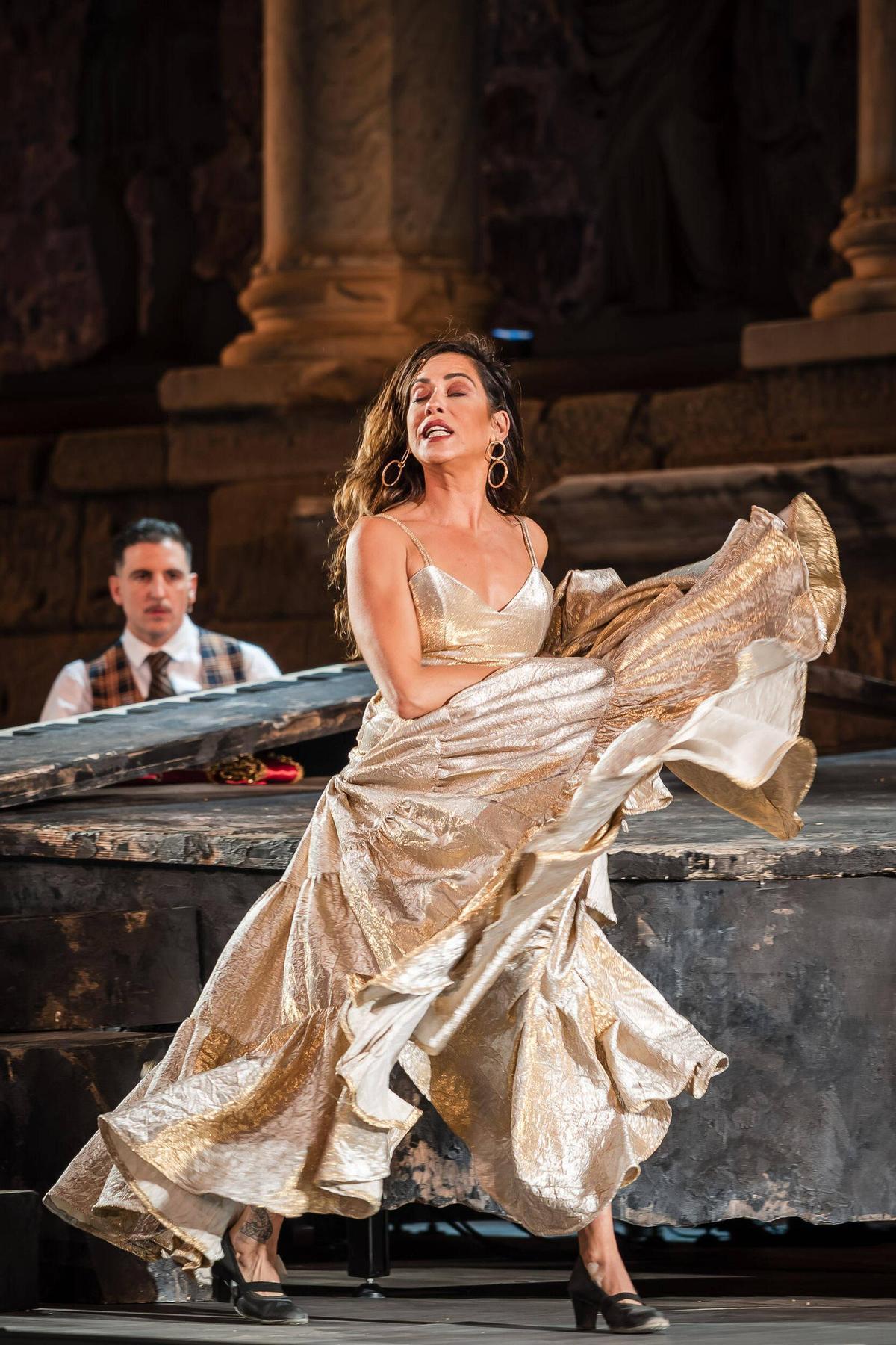 El Teatro Romano de Mérida acoge la puesta en 'Electra' El Teatro Romano de Mérida acoge la puesta en 'Electra'