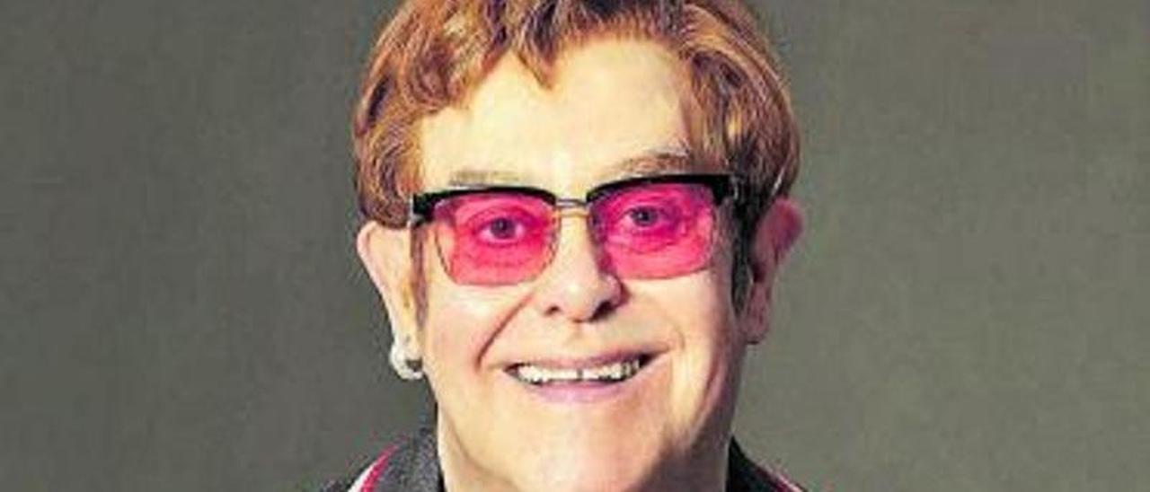 Elton John en una imagen promocional.