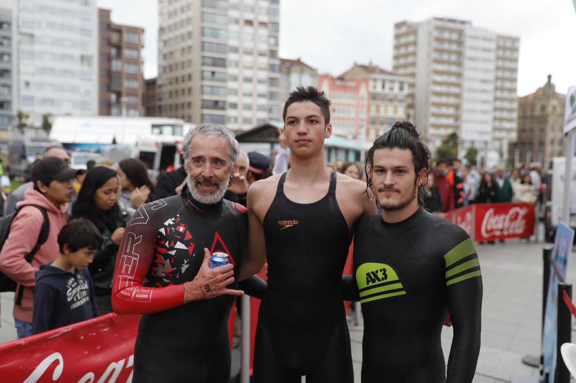 En imágenes: Travesía a nado por el día de San Pedro en Gijón