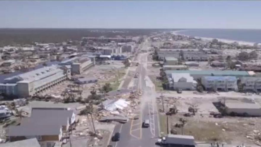 Un dron captura la devastación del huracán 'Michael' en México Beach