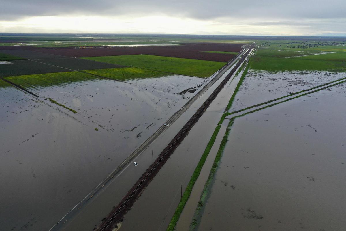 Inundaciones en el condado de Tulare, en California
