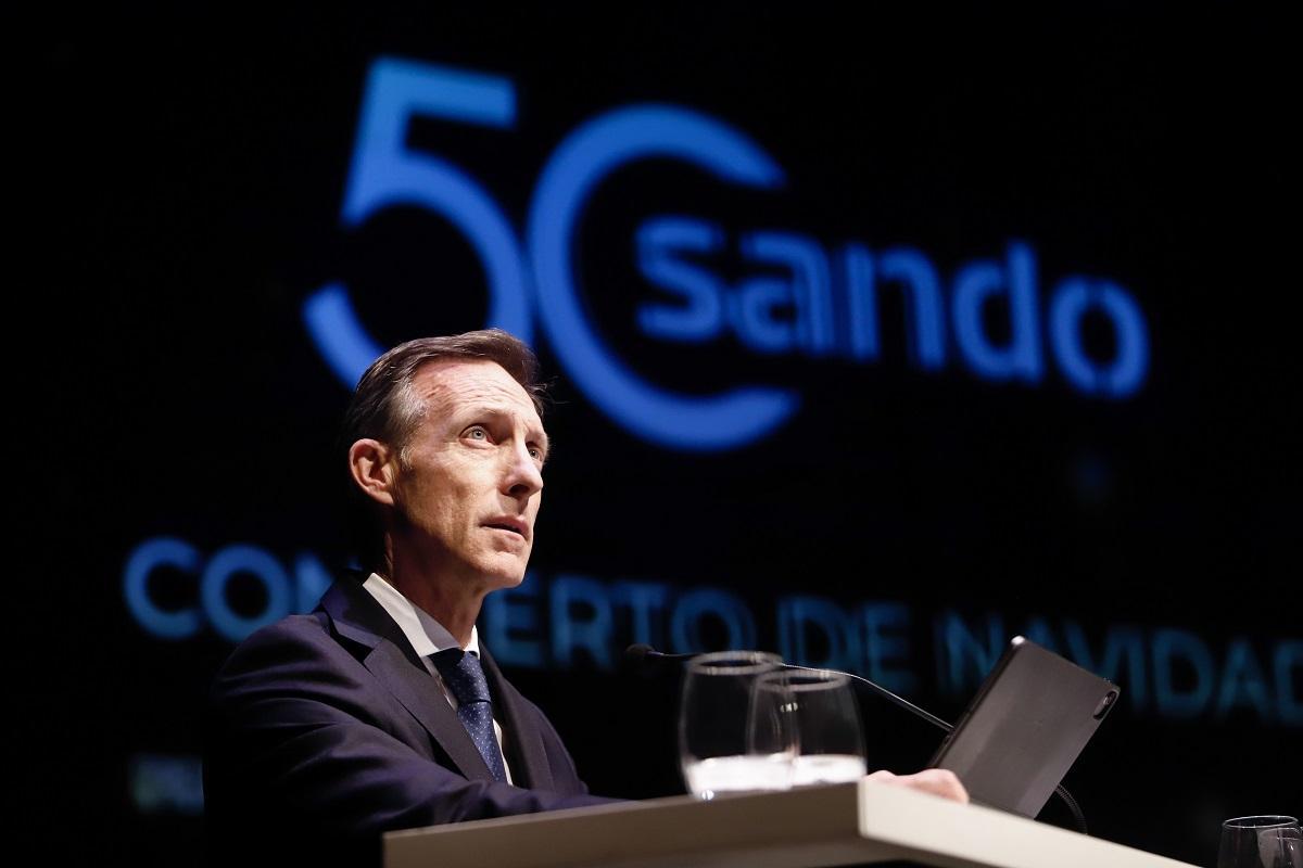 El presidente ejecutivo de Sando, Luis Sánchez Manzano, hace unos meses en el acto de los 50 años de la empresa.