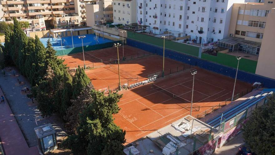 El futuro edificio del Mercat Nou está proyectado sobre las pistas deportivas.