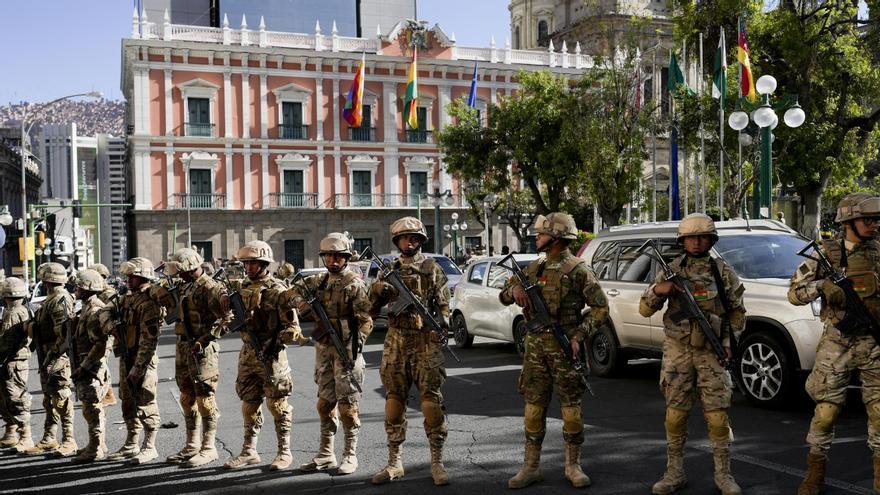 El presidente de Bolivia denuncia la presencia &quot;irregular&quot; del Ejército en las calles de La Paz