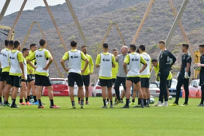 19-07-2019 LAS PALMAS DE GRAN CANARIA. Entrenamiento UD Las Palmas, en Barranco Seco  | 19/07/2019 | Fotógrafo: Andrés Cruz