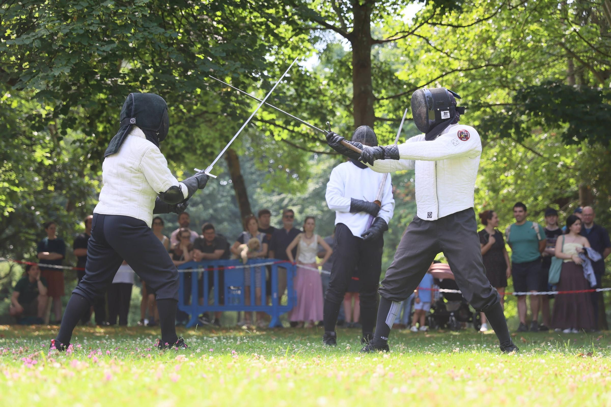 EN IMÁGENES: Los talleres de esgrima del Festival Celsius en Avilés