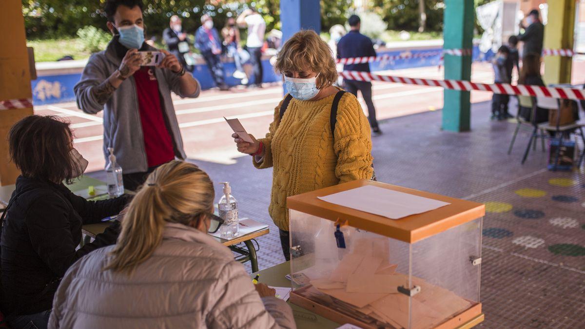 Los madrileños acudieron en masa a las urnas