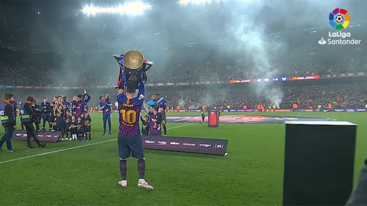 Así levantó su décima liga Leo Messi con el Camp Nou entregado