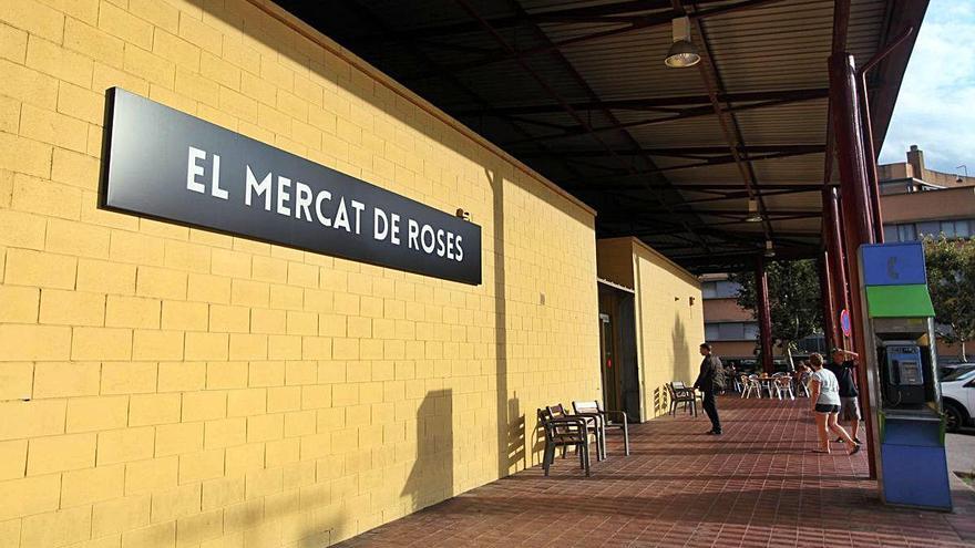 El mercat municipal de Roses.