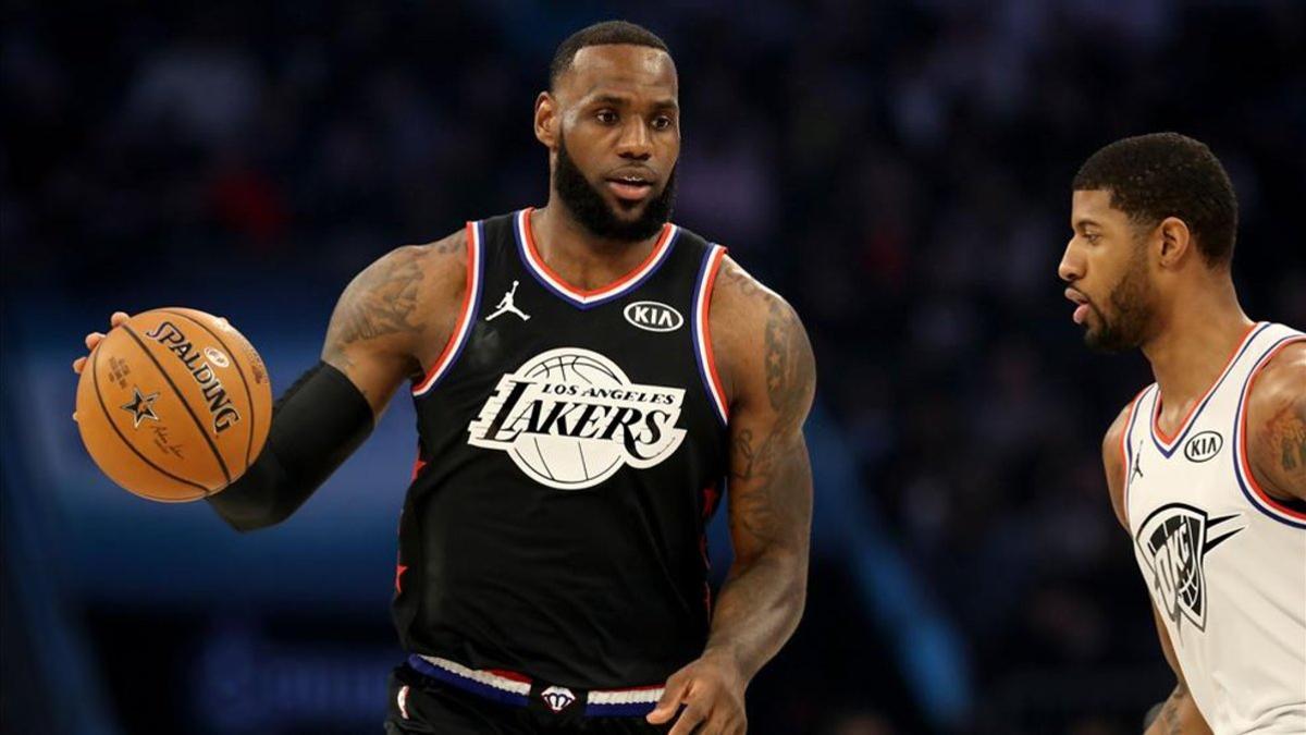 Lebron James fue el jugador que tenía más apariciones en el juego de estrellas sobre la duela