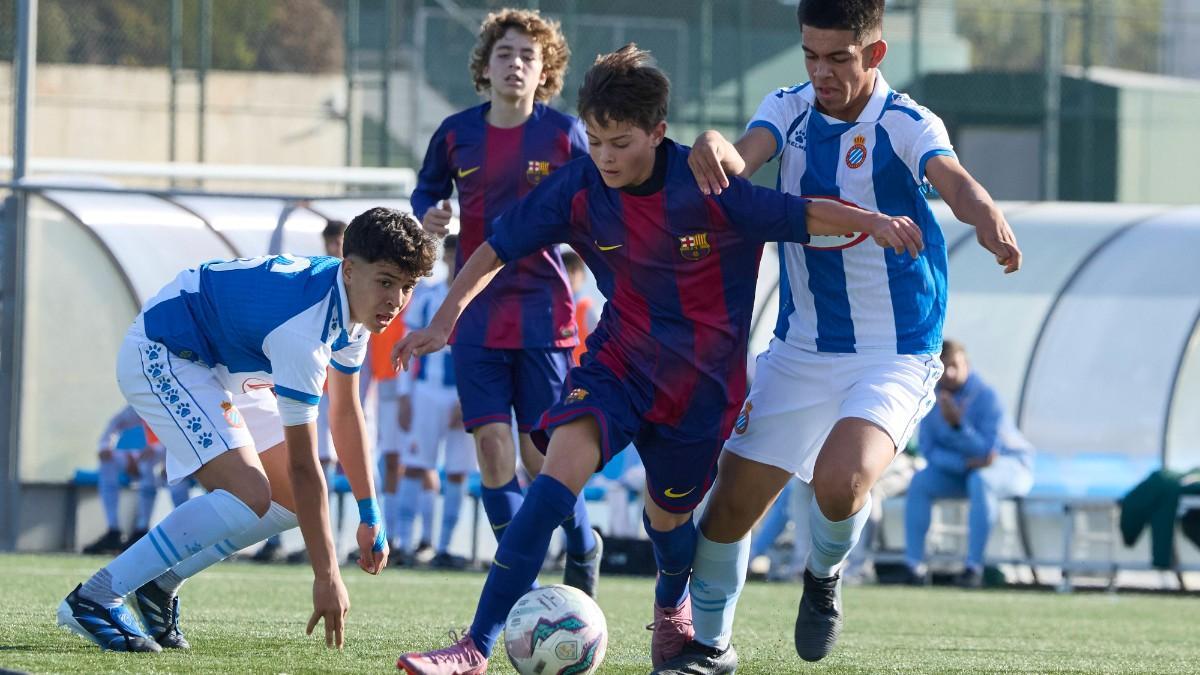 Jan Munté y Álex Pliego se fajaron en el derbi contra el Espanyol