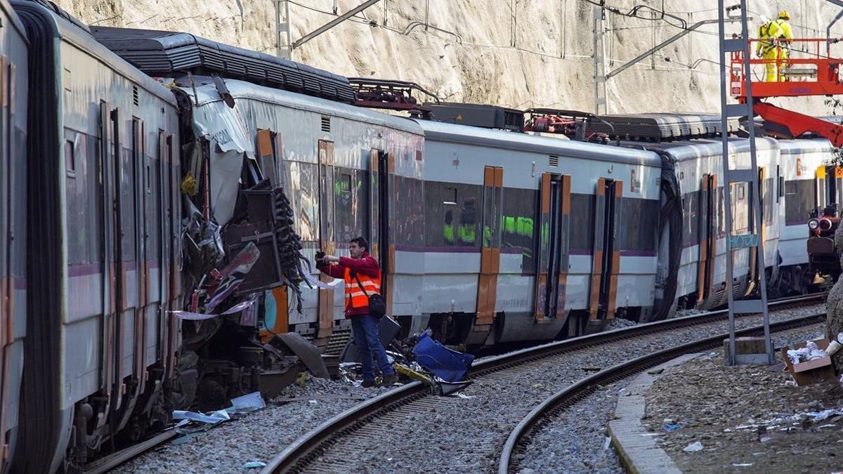 MANRESA SANT VICENÇ DE CASTELLET Accidente tren choque entre dos trenes en Castellgali
