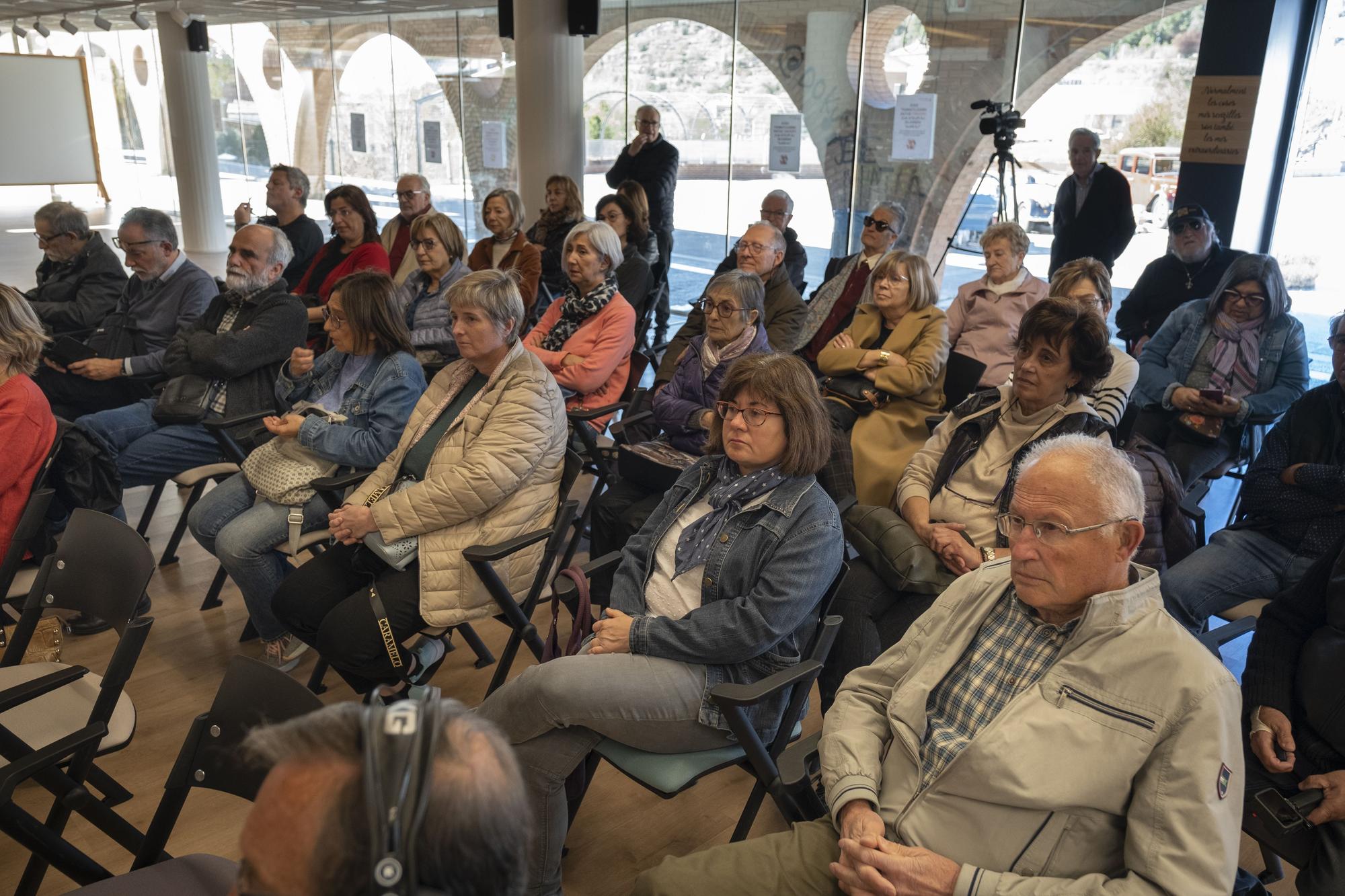 Les imatges de la Fira de la novel·la històrtica de Puig-reig