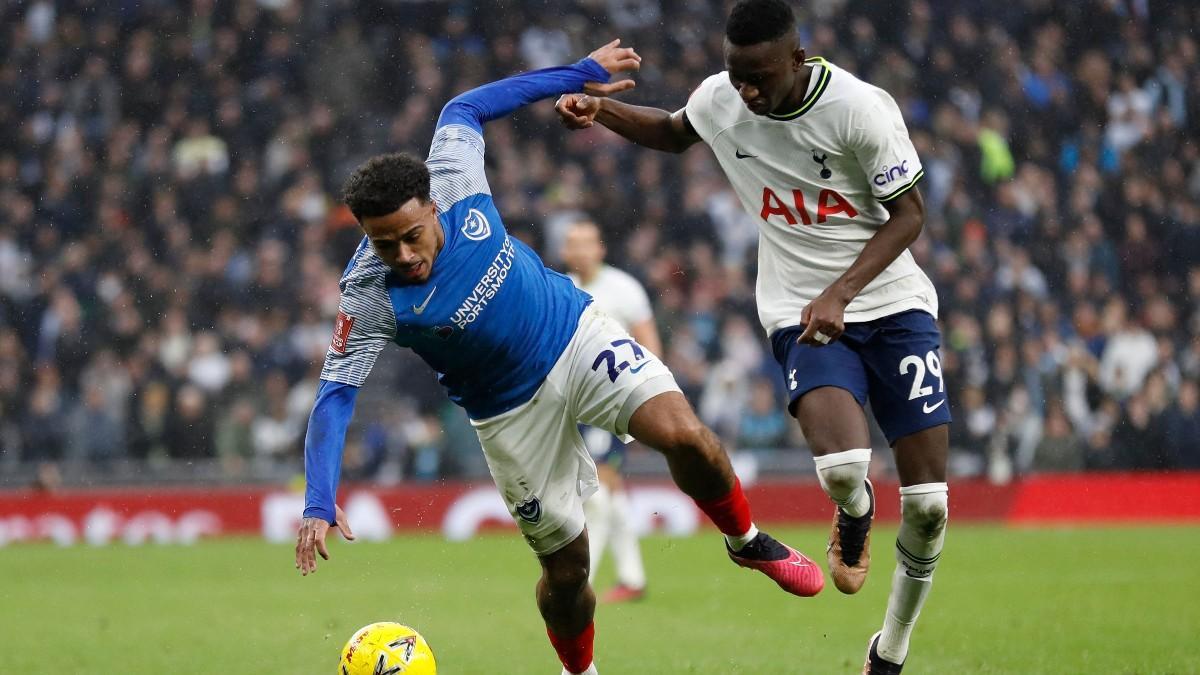 Pape Matar Sarr, en una acción de partido