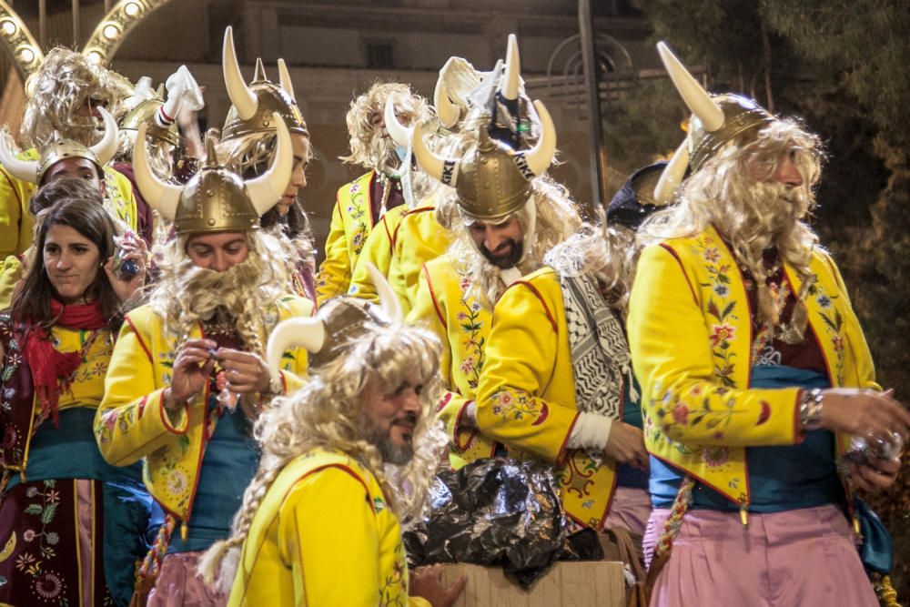 Animada Retreta en las Fiestas de Alcoy