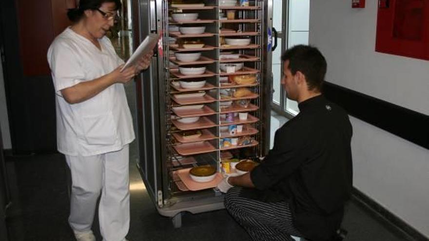 El Hospital de Elda atiende las quejas y mejora los menús de los pacientes