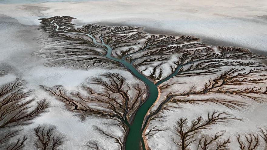El Niemeyer estrenará en mayo la exposición "Agua", con imágenes de gran formato del fotógrafo canadiense Edward Burtynsky