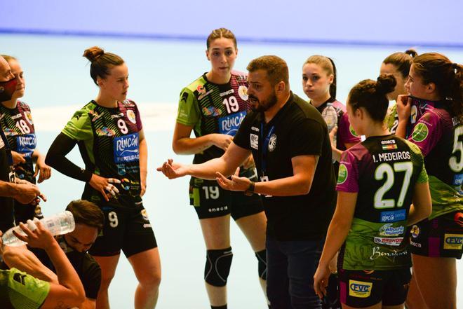 Primer partido de la final de la EHF European Cup entre el Rincón ...