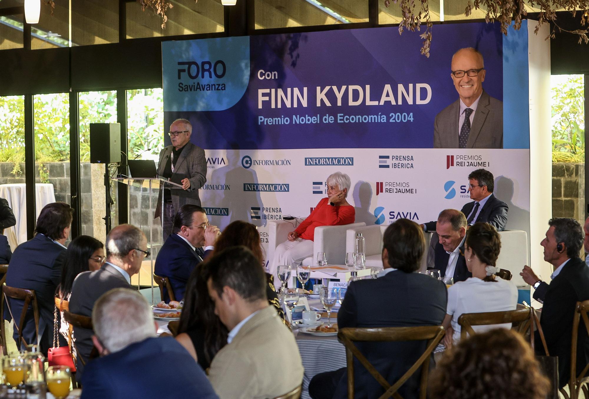 Desayuno coloquio premio Nobel economía Finn Kydland