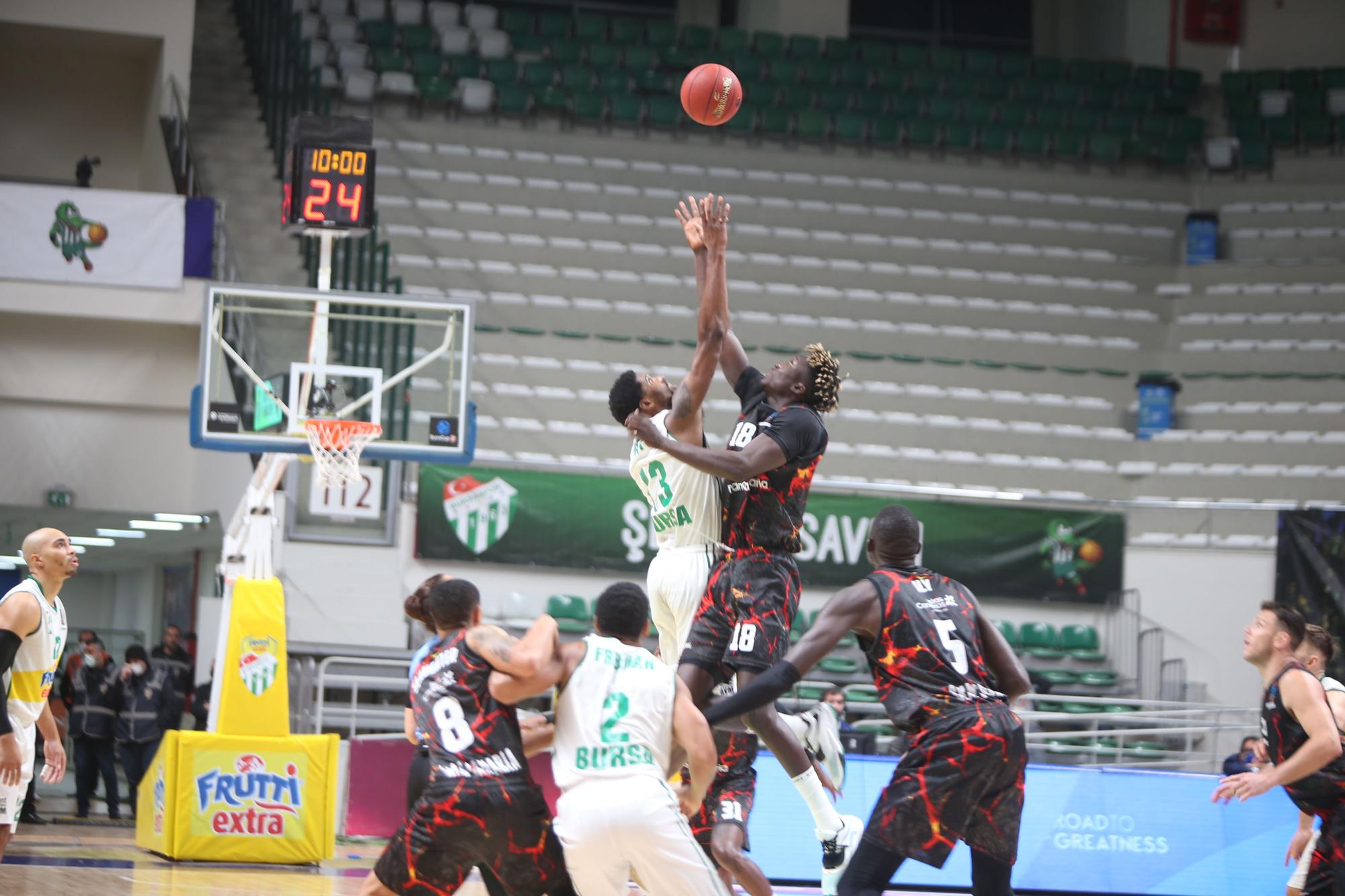 Frutti Extra Bursaspor (74) - CB Gran Canaria (85)