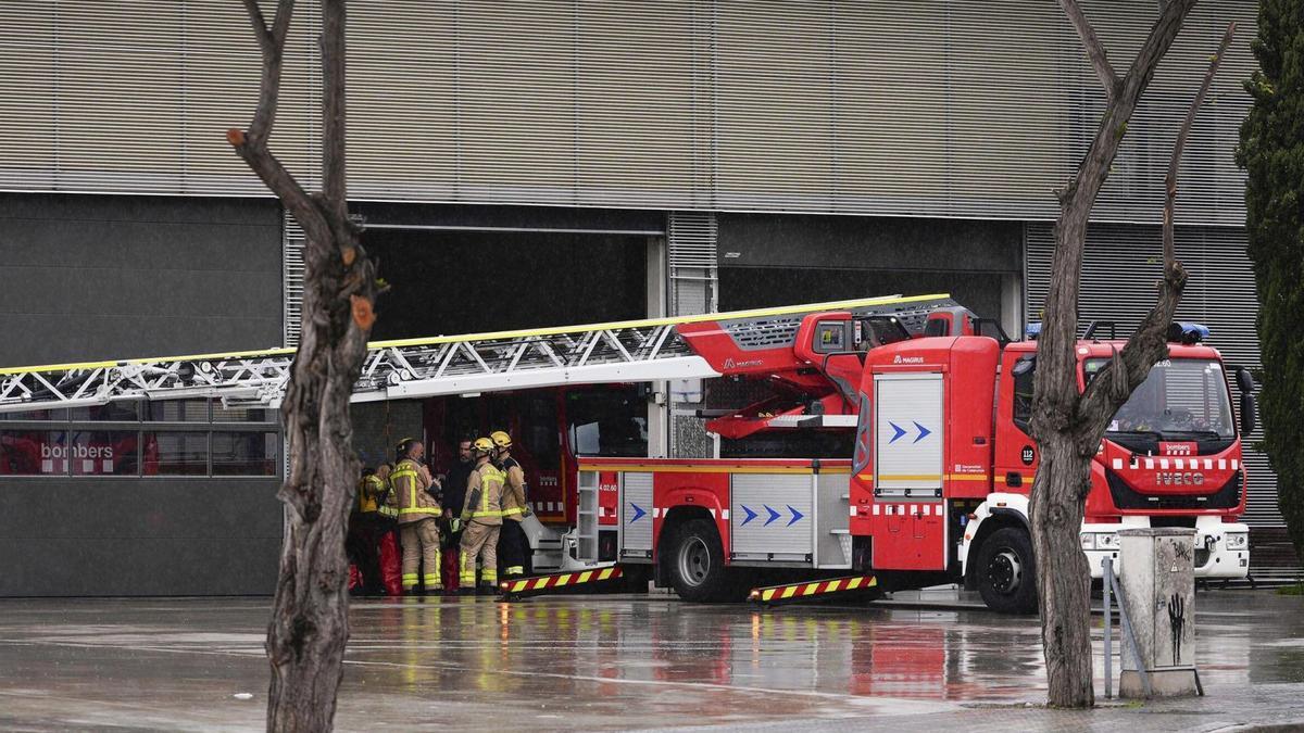 L’exterior del Parc de Bombers de la Generalitat situat a Badalona, fa unes setmanes. | FERRAN NADEU