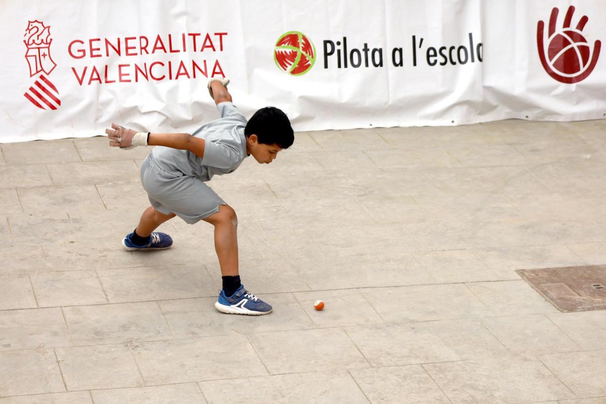 El Poliesportiu i el trinquet de Xilxes van acollir la novena Trobada de Primària de Pilota a l'Escolala 2025-26