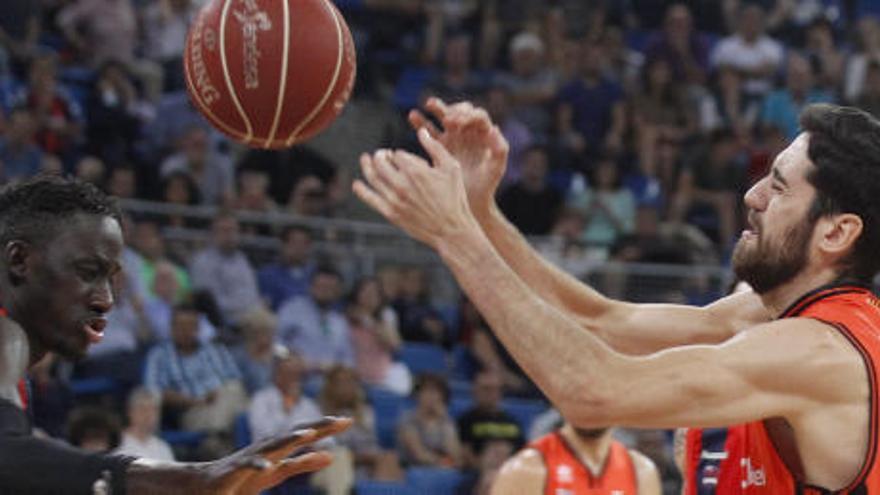 Valencia Basket: Serie empatada y Vives lesionado