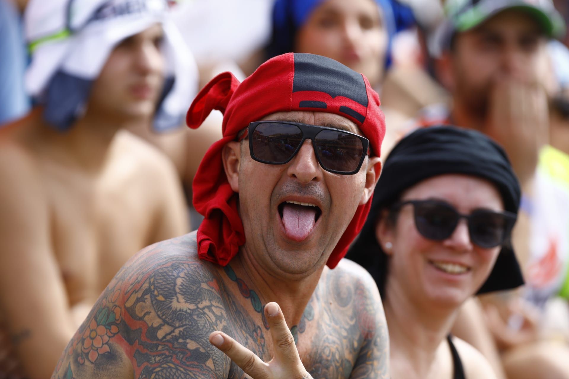 En imágenes | El público vuelve a disfrutar de los mejores motociclistas del mundo en Motorland