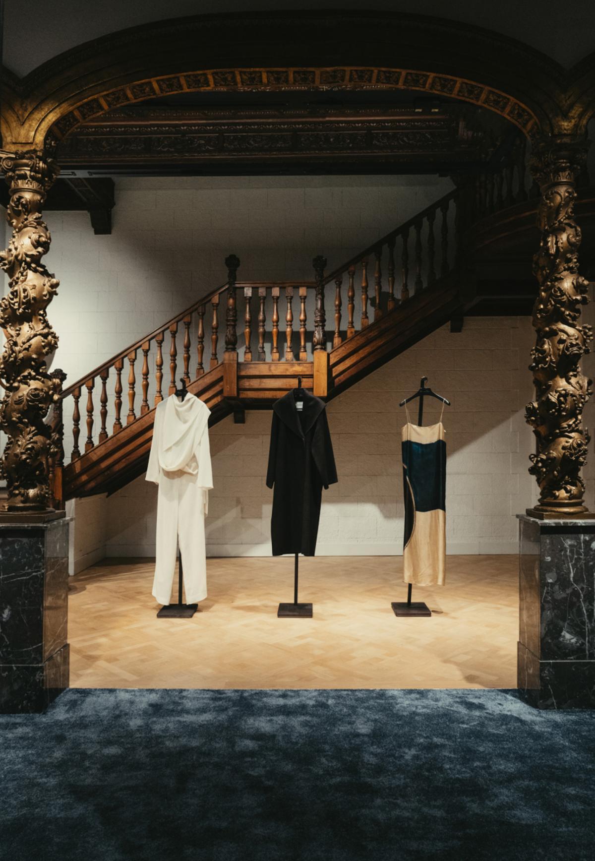 Exposición temporal en la tienda de Massimo Dutti del paseo de Gràcia