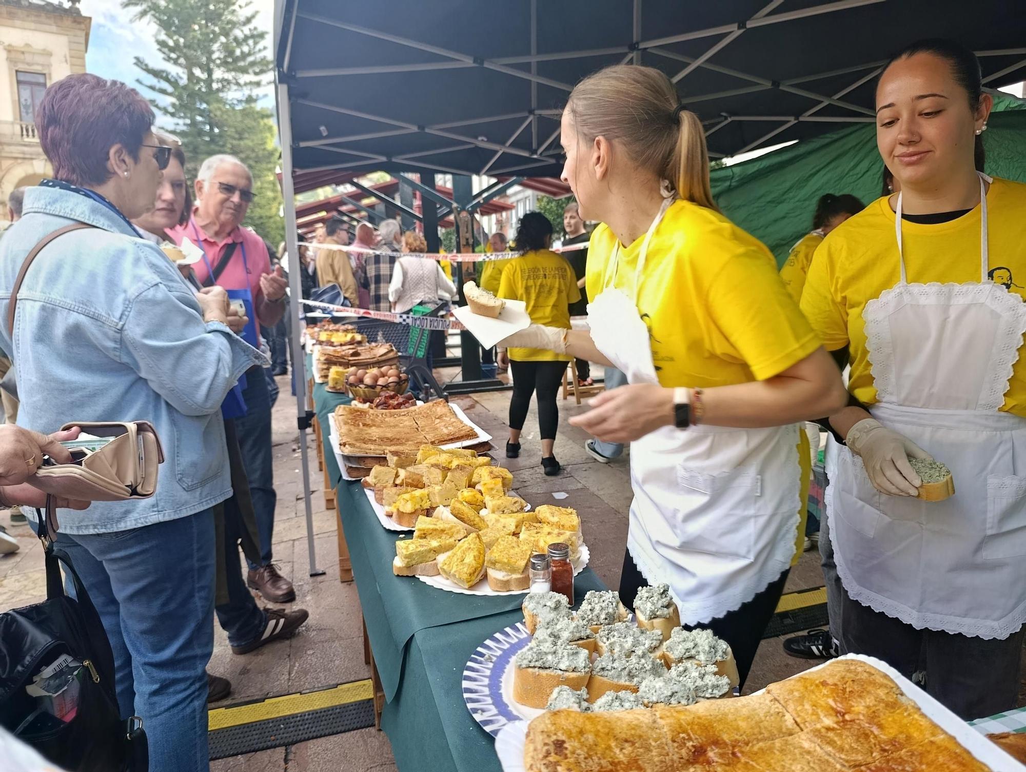 Héctor García, de Llanes,  gana la "champions" de la sidra casera en Villaviciosa
