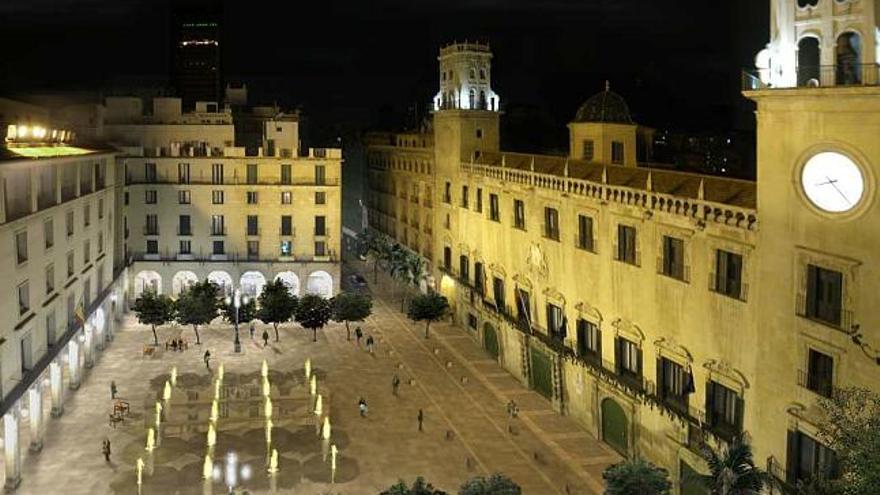 Imagen virtual de la reforma dela plaza del Ayuntamiento con los naranjos en dos laterales