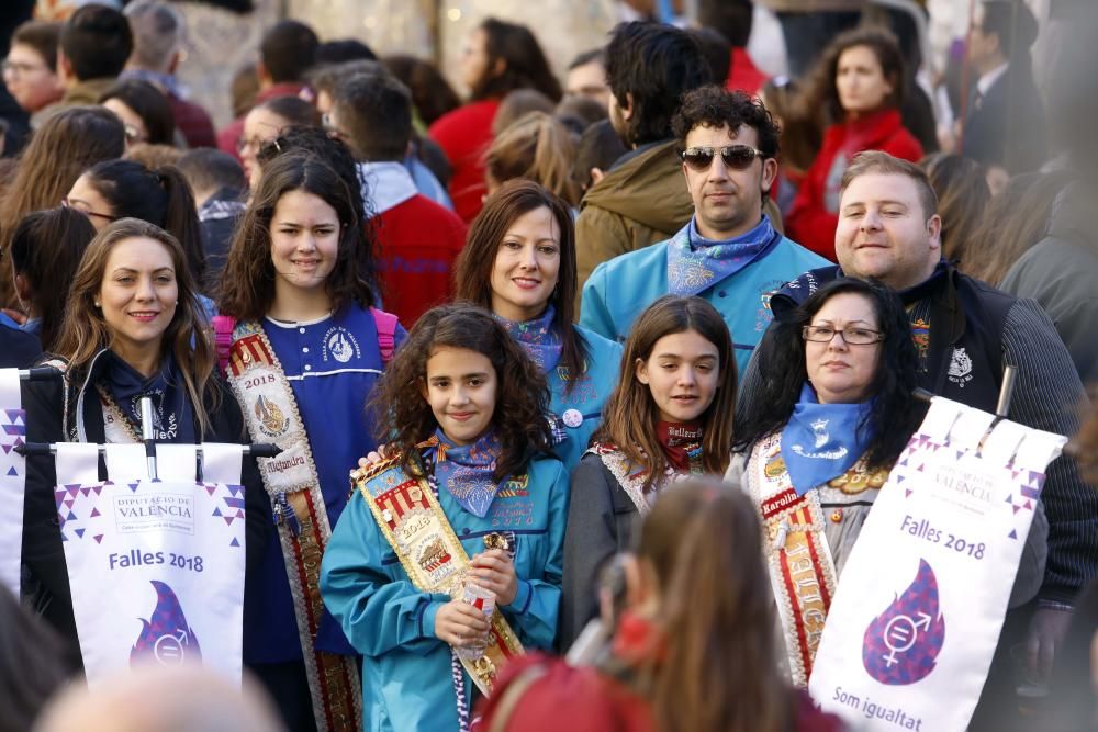 Entrega de estandartes de la Diputación a las Fallas