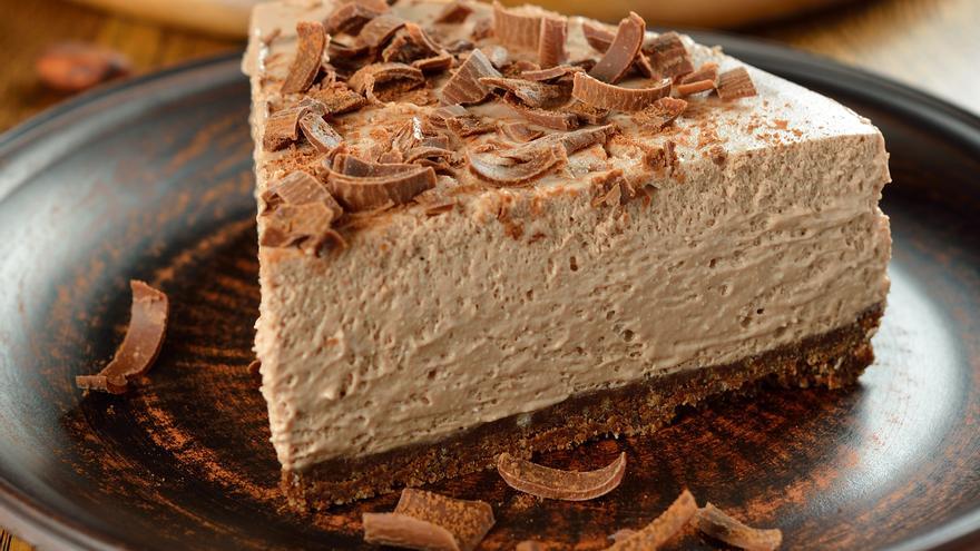 La receta de tarta de queso con crema de cacao que triunfa en las redes