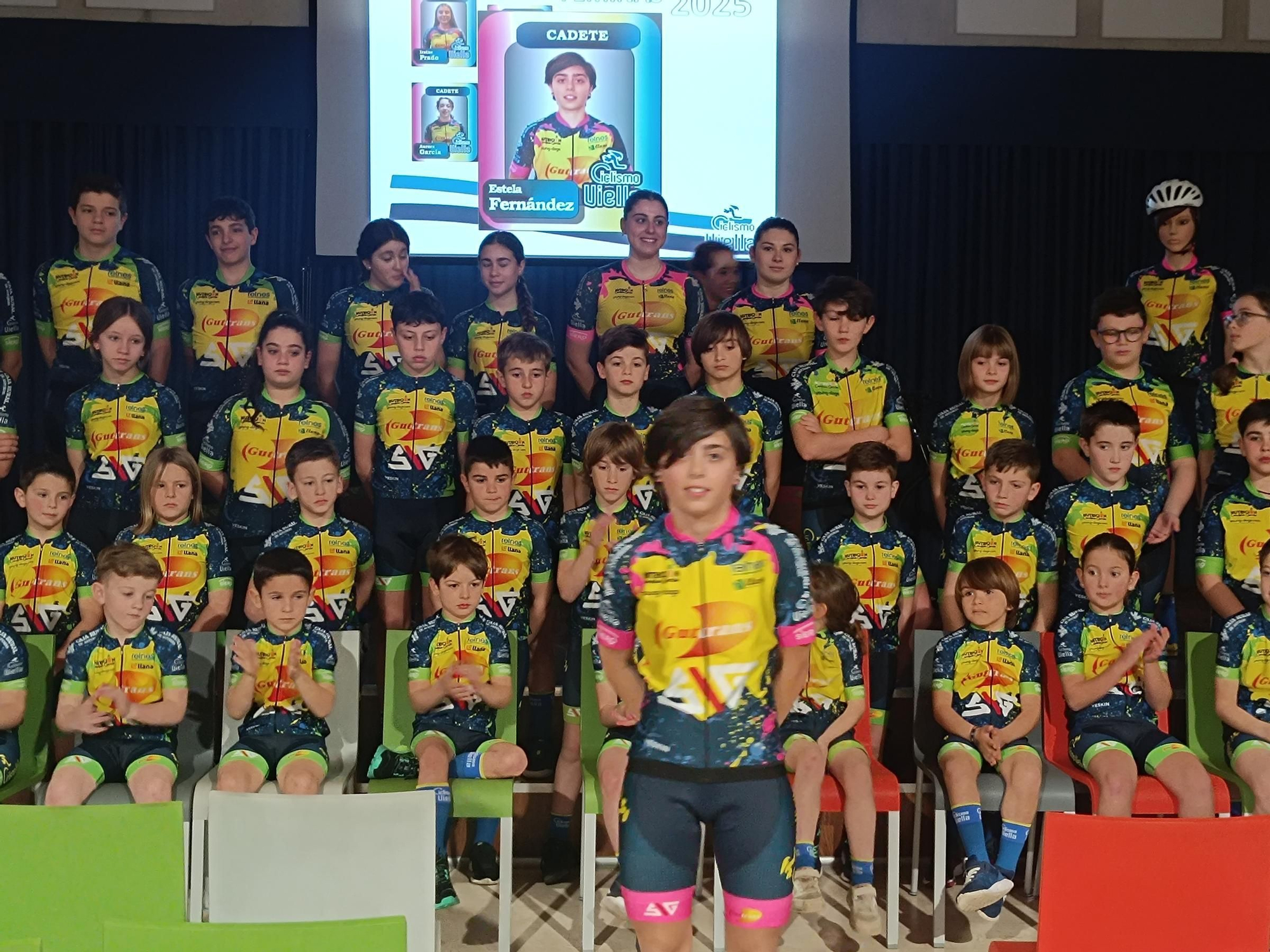 La Escuela de Ciclismo de Viella celebra su Gala Presentación de Temporada