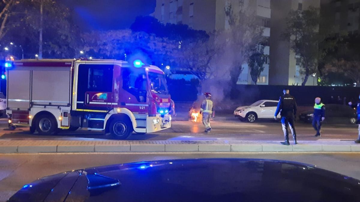 Incendio de la moto en Alicante.