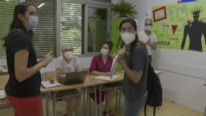 Més de 14.000 persones fan oposicions per a 3.490 places docents a Catalunya