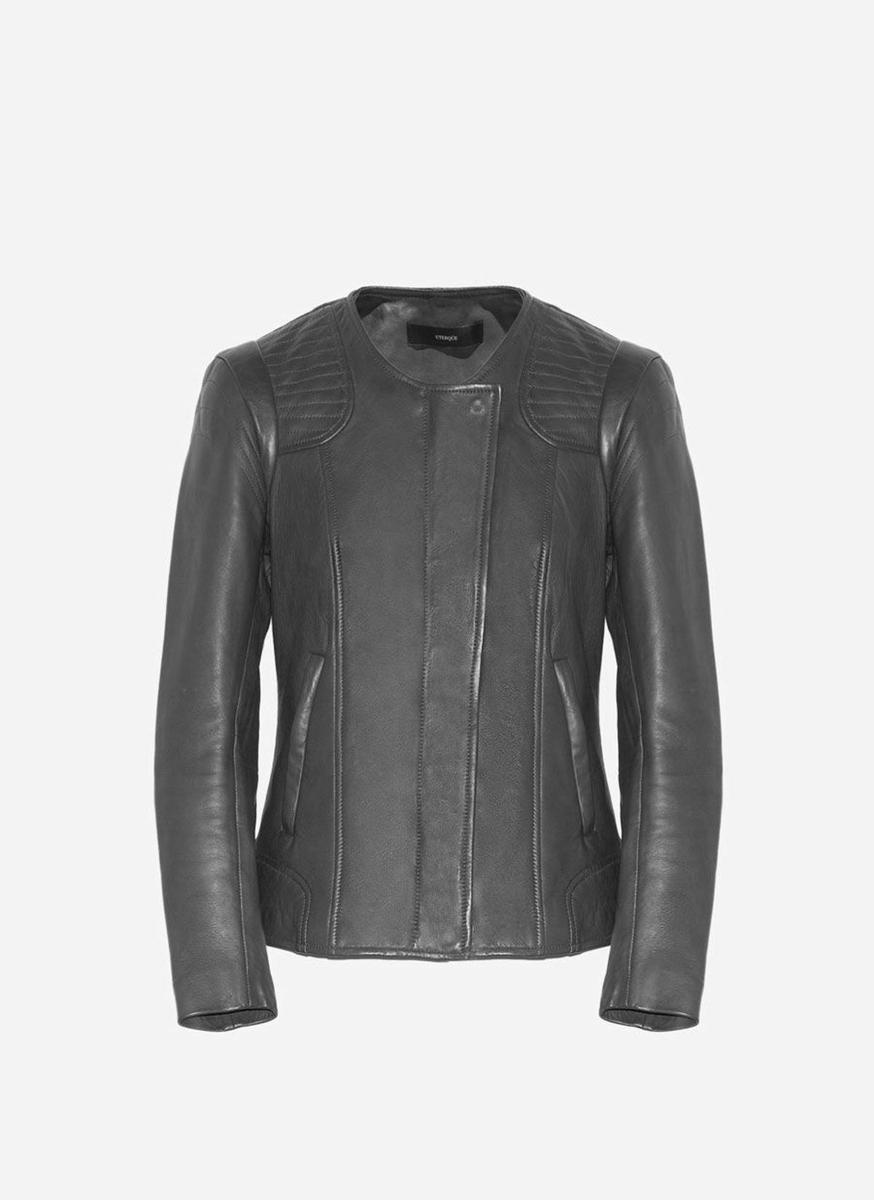 Chaqueta de cuero Uterqüe (149€)