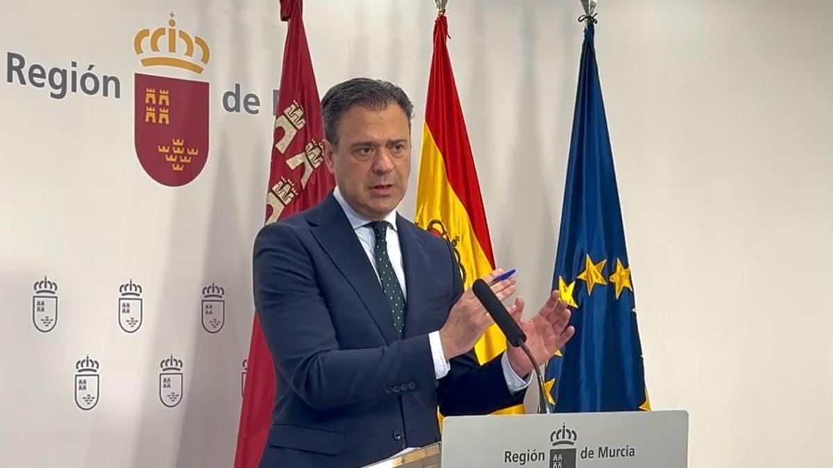 El consejero de Presidencia y portavoz del Gobierno regional, Marcos Ortuño, este jueves.