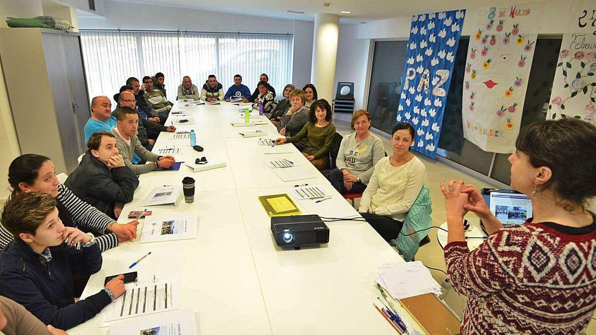 Curso de turismo marinero en Poio.