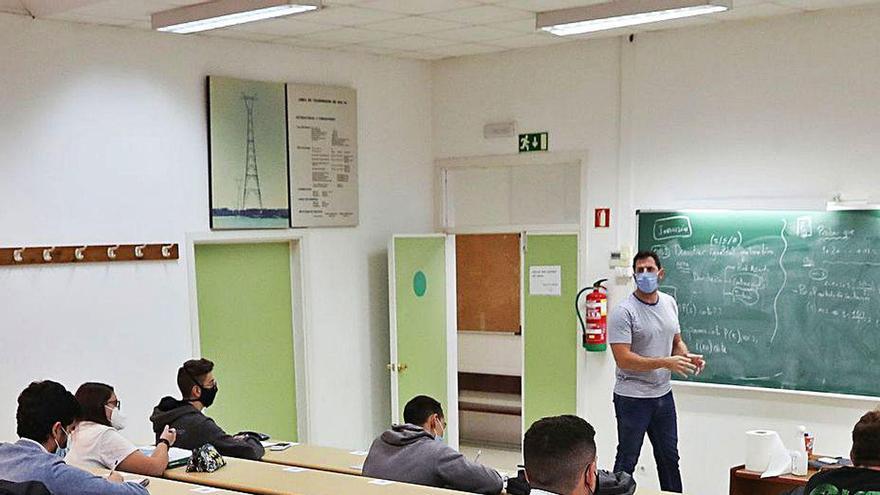 Una clase en una facultad de Vigo.