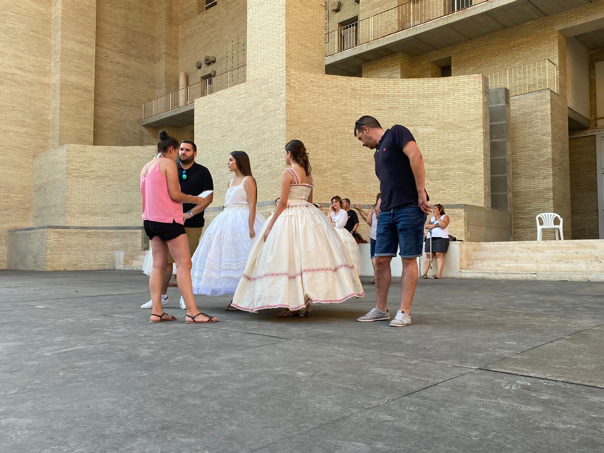 Ensayo de la exaltación de las Falleras mayores de Sagunt en el Teatro Romano.