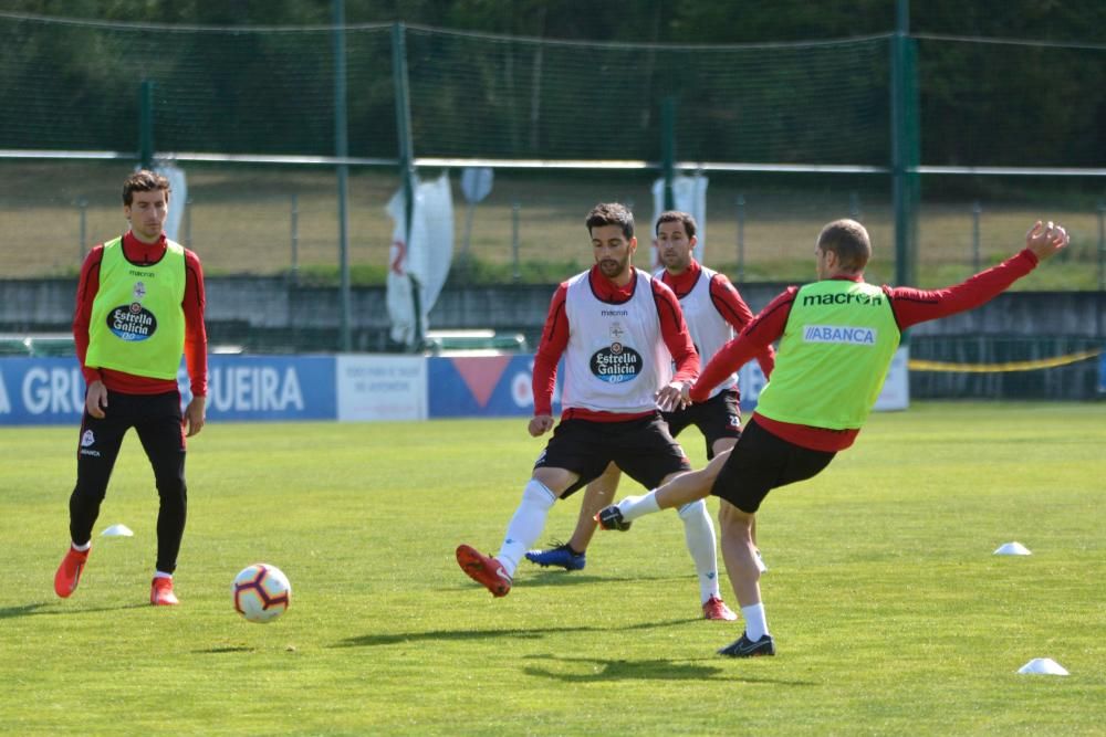 Los jugadores se entrenan en una nueva sesión a las órdenes de José Luis Martí en las instalaciones de la ciudad deportiva de Abegondo.