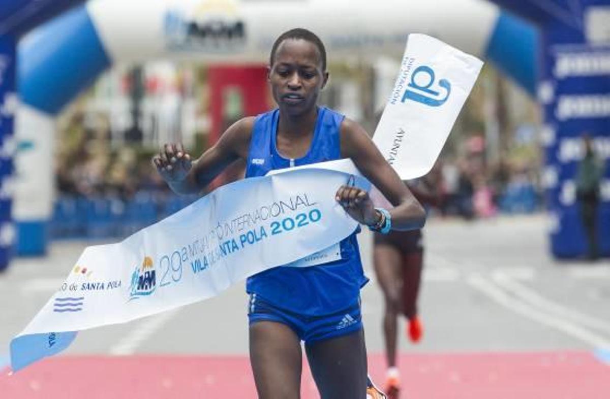 La fiesta del running abarrota la ciudad