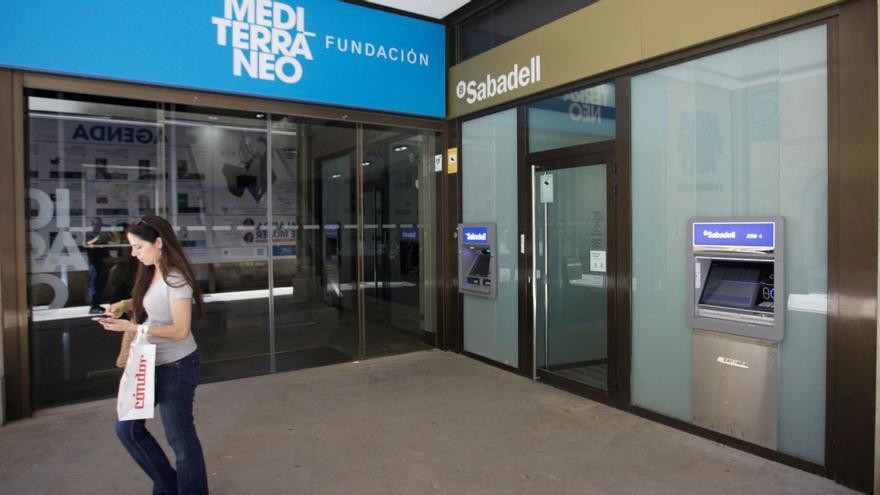 Sede principal del Sabadell en Murcia.