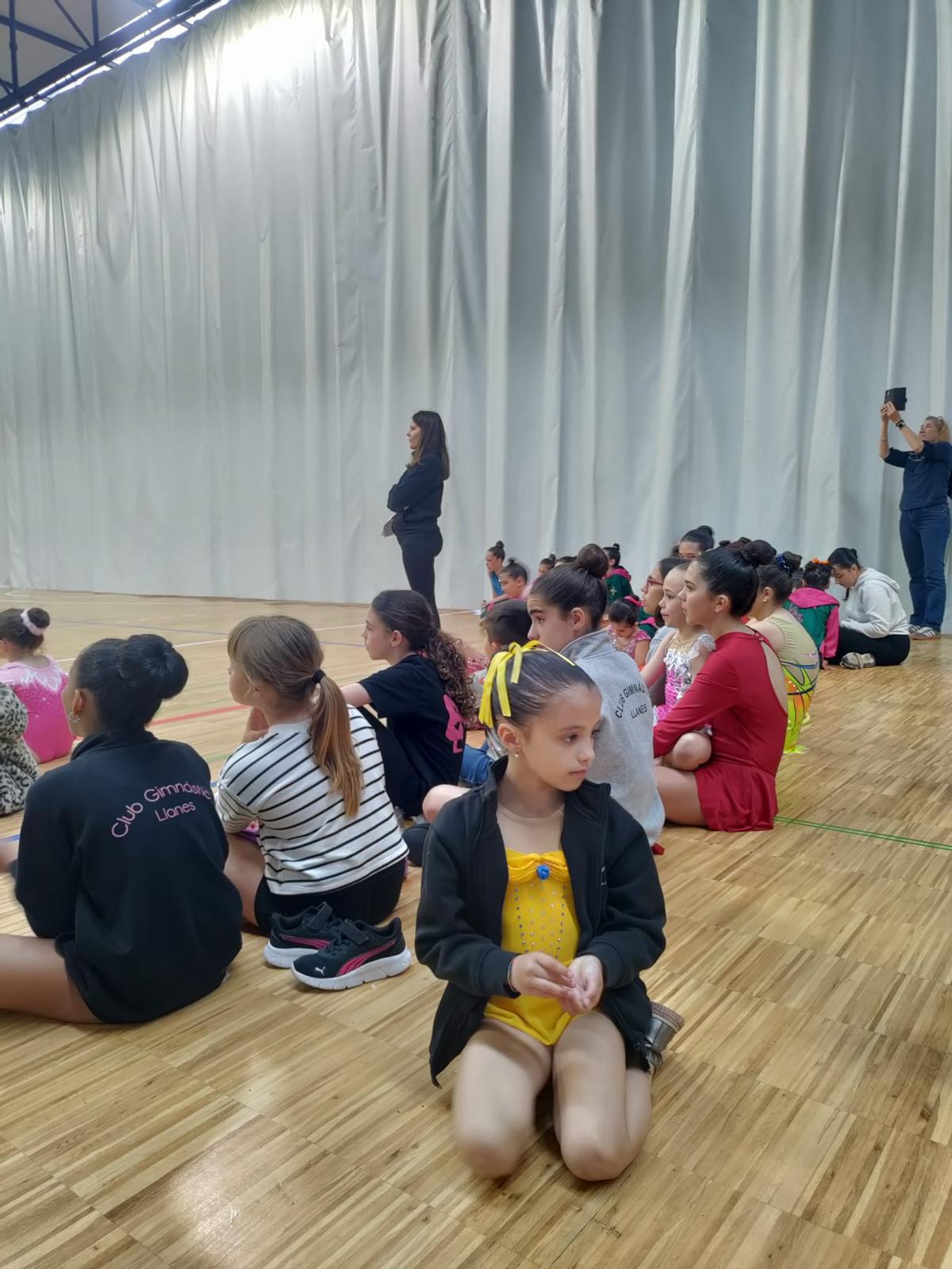 V Trofeo de Gimnasia Rítmica "Concejo de Llanes" V Trofeo de Gimnasia Rítmica "Concejo de Llanes"