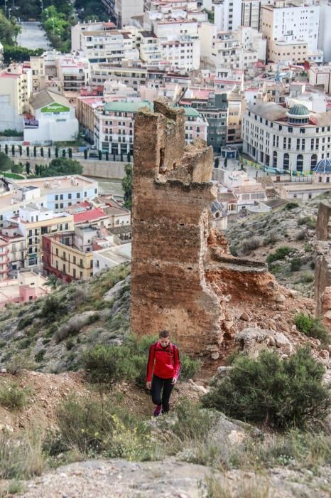 Derrumbe de parte de la Torre Taifal de Orihuela