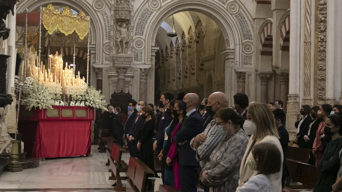 Misa celebrada este sábado en la Catedral por el 25 aniversario de la imagen mariana.