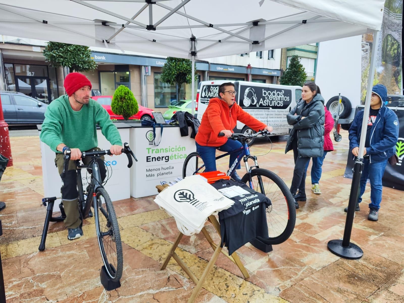 Villaviciosa convierte sus pedaladas en solidaridad con Raitana