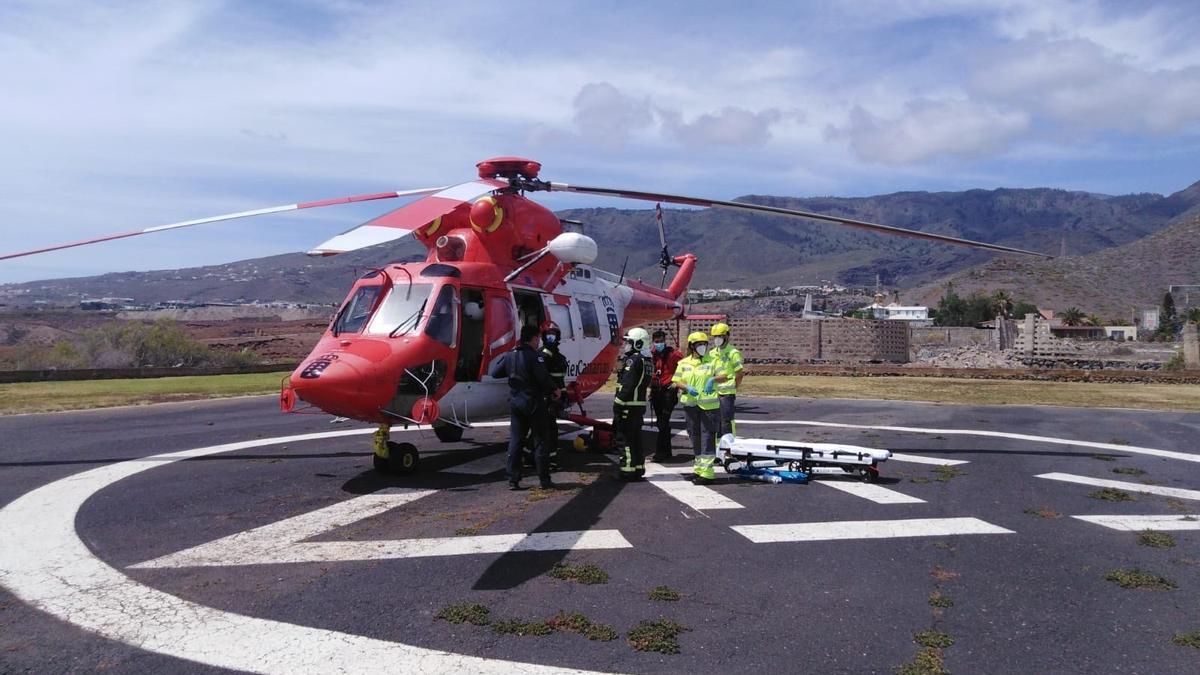 Archivo - Helicóptero del GES